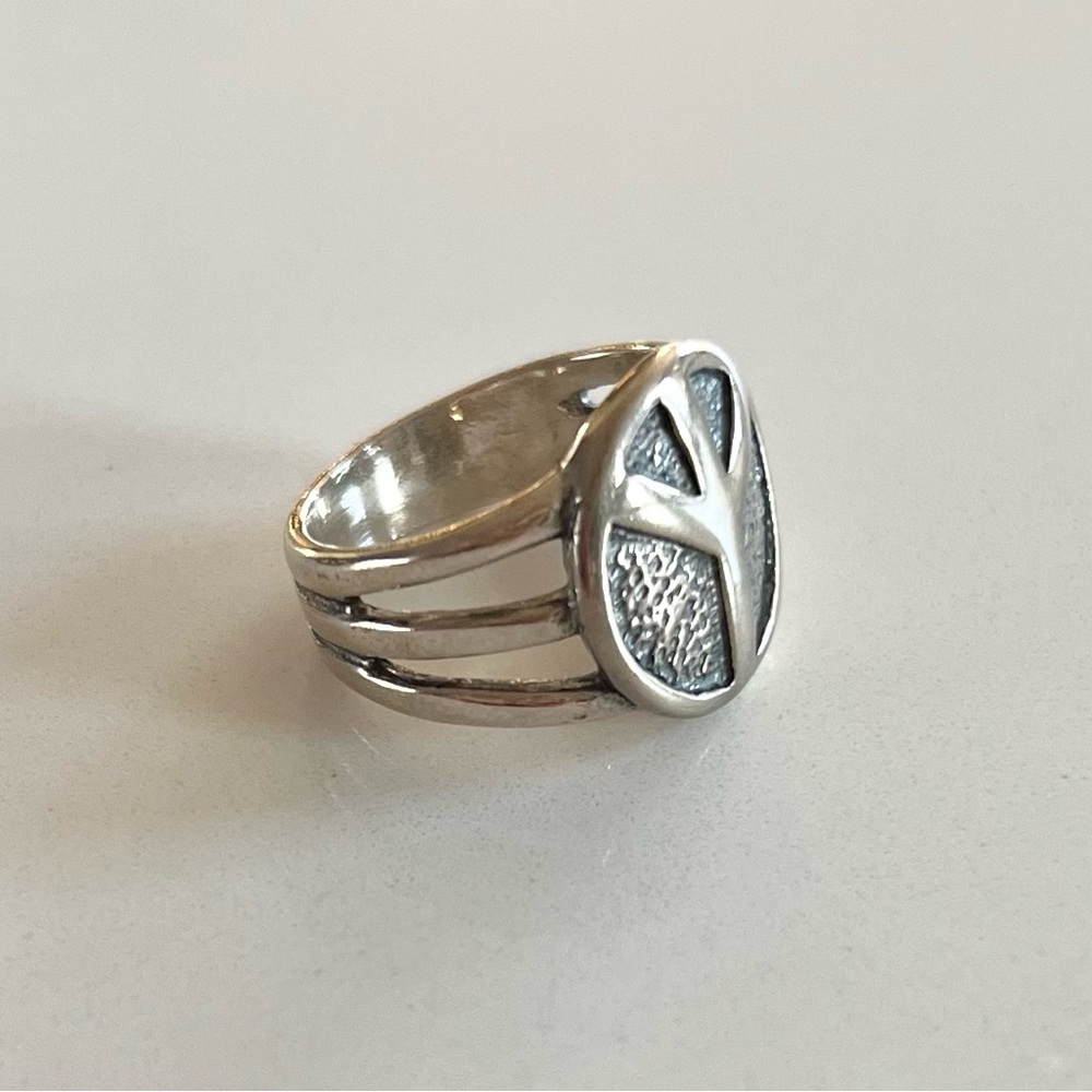 Silpada Silver Peace Symbol Ring with Architectural Design - Picture 4 of 11